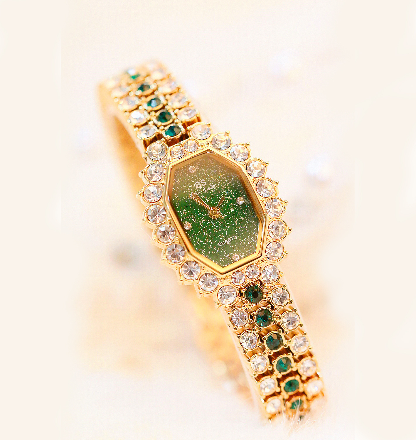 Luxury Full Diamond Steel Band Quartz Watch - Image 8