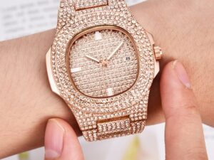 Mens Watches Luxury Brand Fashion Diamond Date Quartz Watch